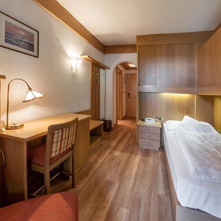 Hotel Armin Selva di Val Gardena Dış mekan fotoğraf