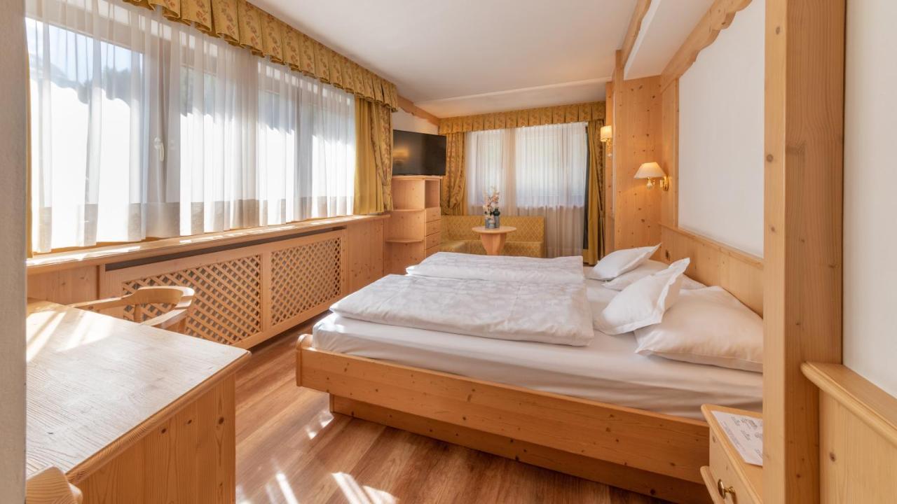 Hotel Armin Selva di Val Gardena Dış mekan fotoğraf