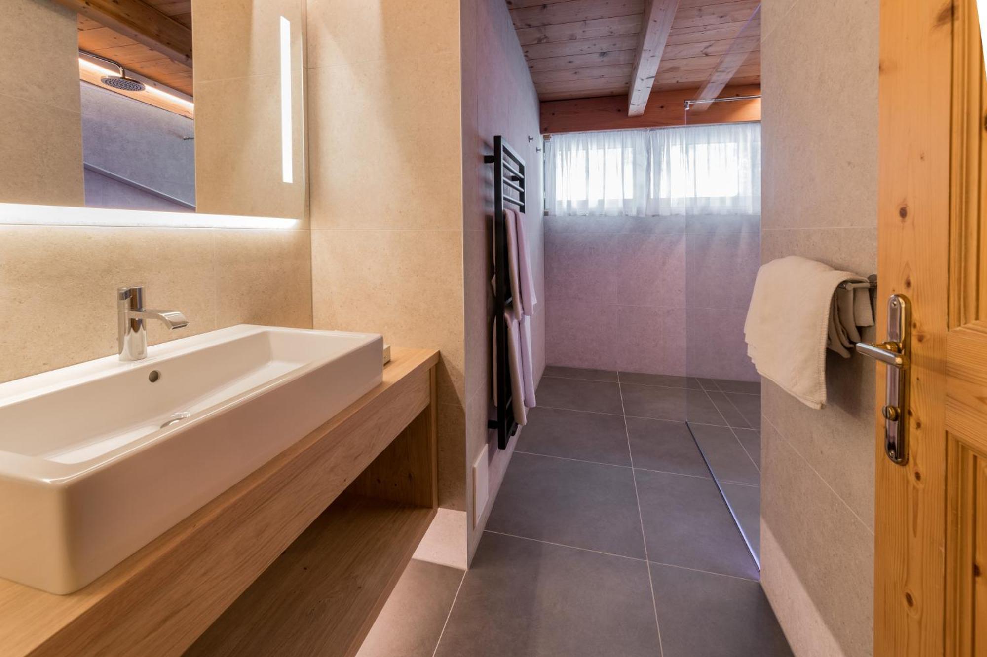 Hotel Armin Selva di Val Gardena Dış mekan fotoğraf