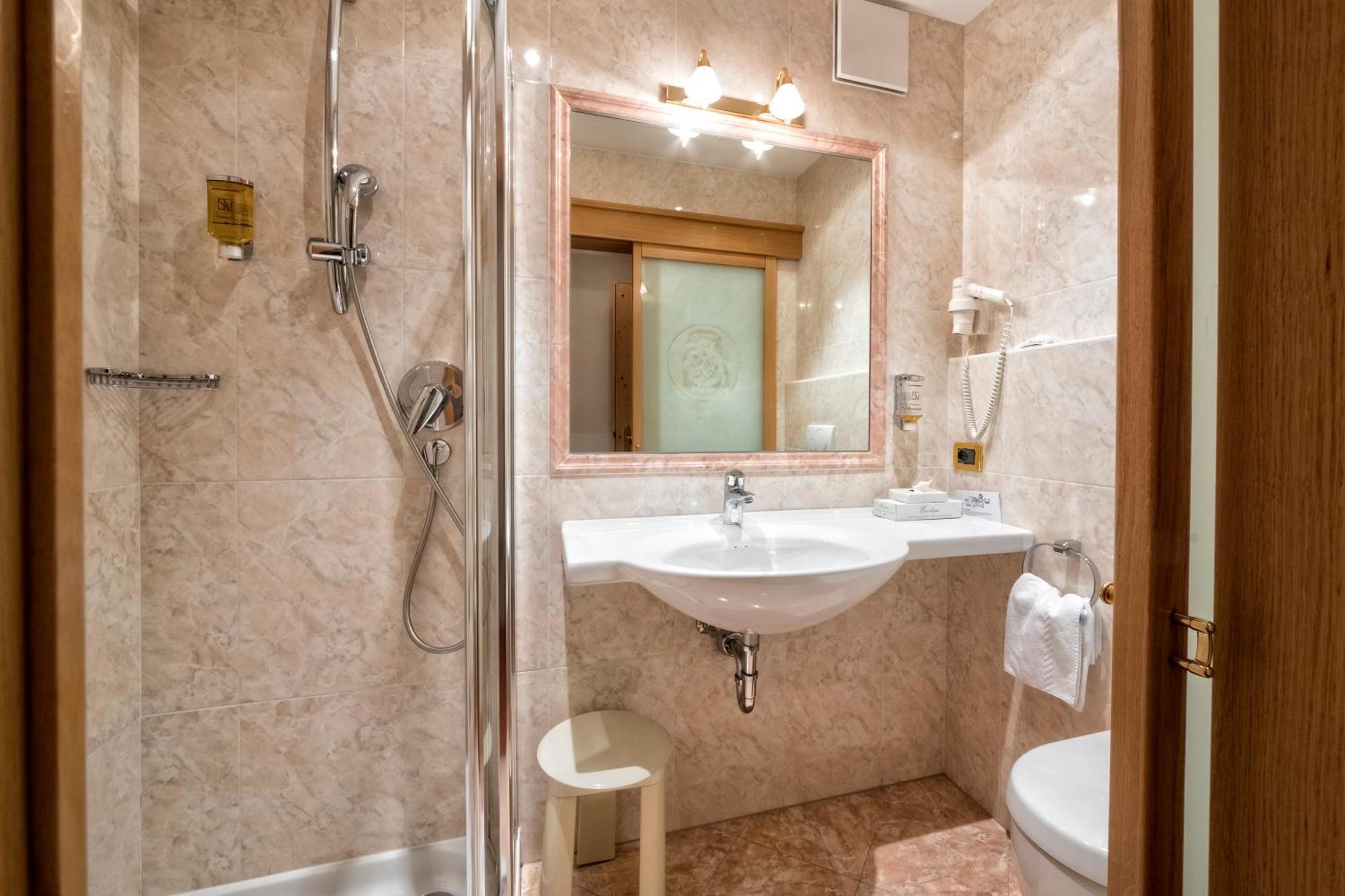 Hotel Armin Selva di Val Gardena Dış mekan fotoğraf