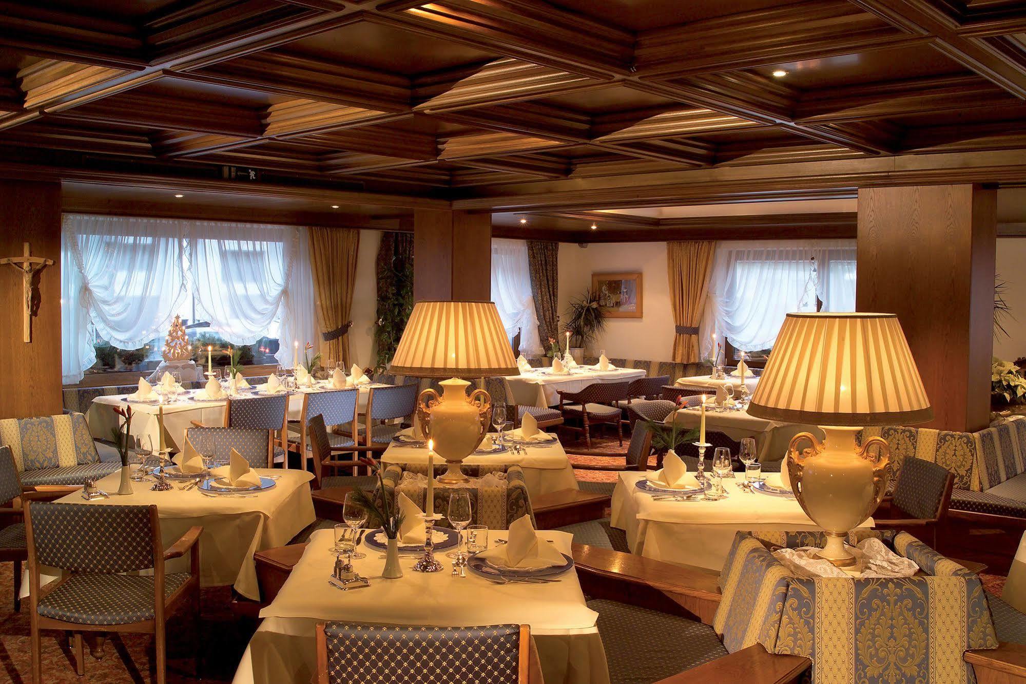 Hotel Armin Selva di Val Gardena Dış mekan fotoğraf